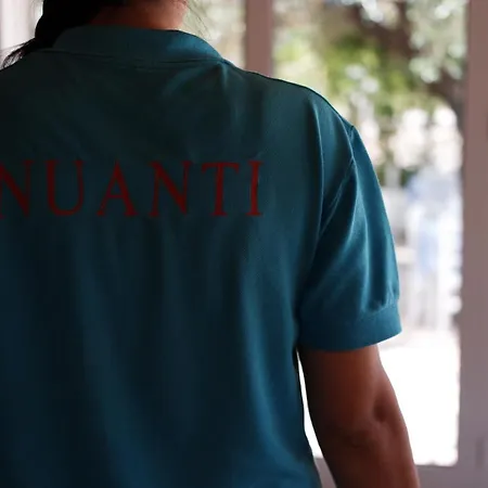 酒店 Nuanti 3*