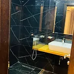 Nuanti Отель
