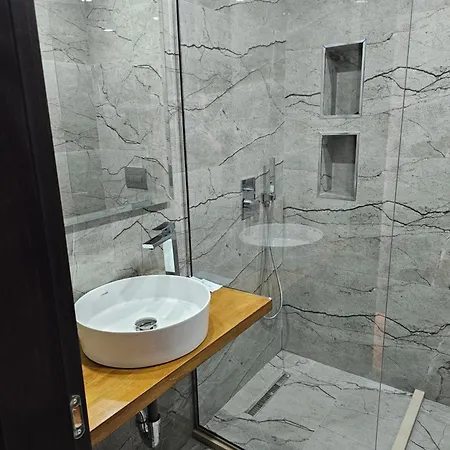 Nuanti Hotel