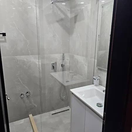 Nuanti Hotel Himare