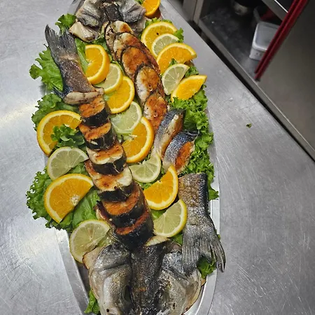 Hotel Nuanti Himare