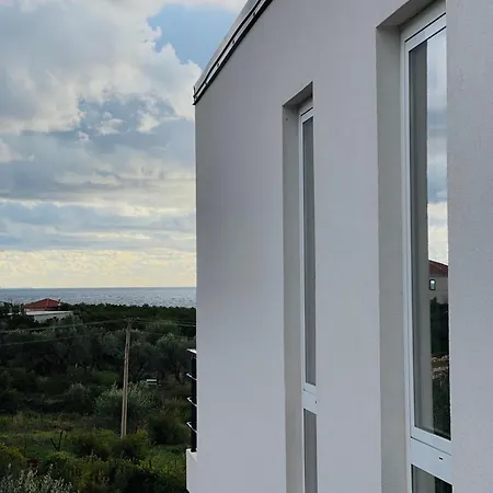 Nuanti Hotel 3*