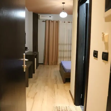 Hotel Nuanti Himare