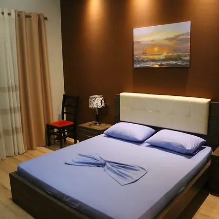 Nuanti 3* Himare
